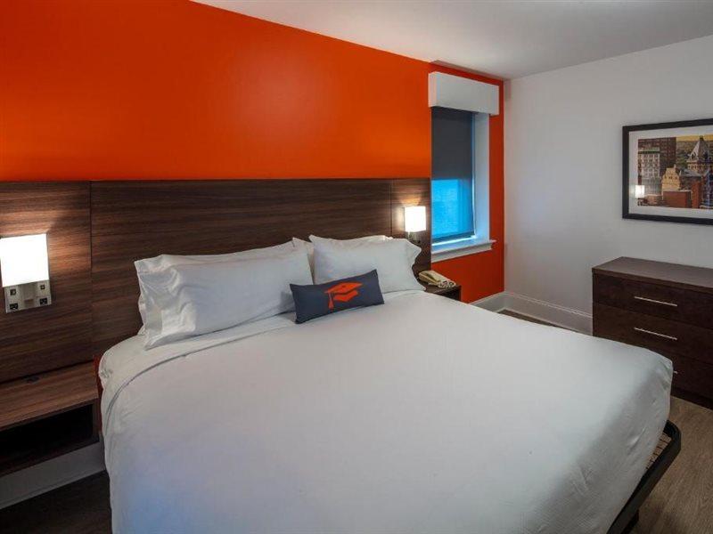 คอลเลเจียน โฮเทล แอนด์ สวีท, เทรดมาร์ก คอลเล็กชั่น บาย วินด์แฮม Hotel ซีราคิวส์ ภายนอก รูปภาพ