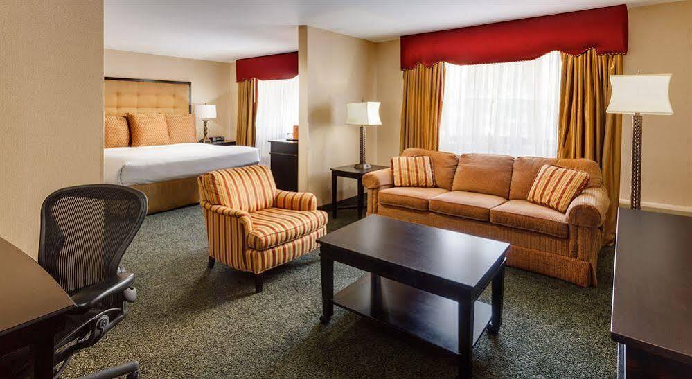 คอลเลเจียน โฮเทล แอนด์ สวีท, เทรดมาร์ก คอลเล็กชั่น บาย วินด์แฮม Hotel ซีราคิวส์ ภายนอก รูปภาพ